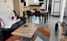 Maison 4 chambres près d Angers et à 500 m de la Loire